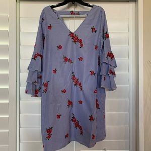 Maxsport Bell Sleeve Blue & White Rose Dress